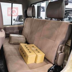 Toyota Land Cruiser 70 Pickup